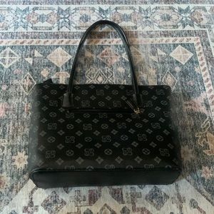 Black purse